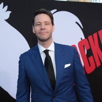 13 Facts About Ike Barinholtz - Know His Bio, Movies and Relationship