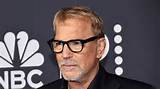 Does Kevin Costner Know How Do You Ride a Horse? ·