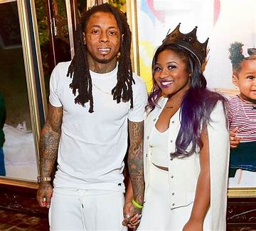 Lil Wayne's Daughter, Reginae Carter Fires Back at T. I.
