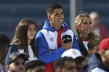 Suarez and Wife: a Comprehensive Guide to Their Relationship