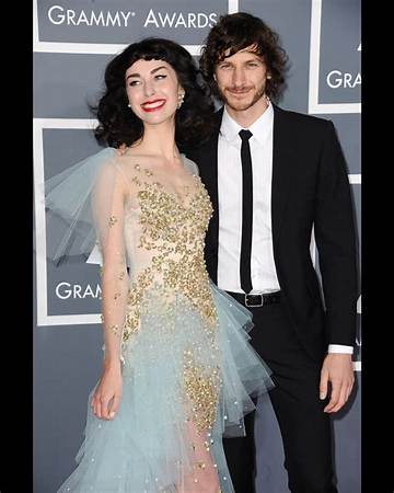 Unveiling Kimbra's Relationship Status: Is Kimbra Single?