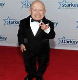 Verne Troyer – Bio, Wife, Girlfriend, Kids, Parents, Height, Age, Cause of Death